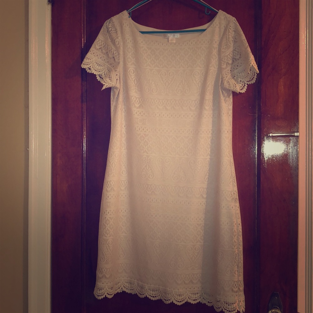 White lace dress